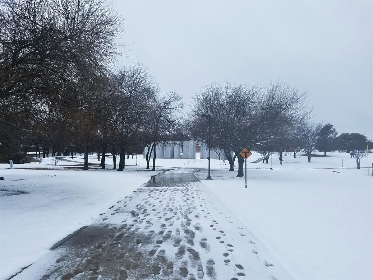Trimmer Garage Door Co. Garage Door Repair Killeen, TX